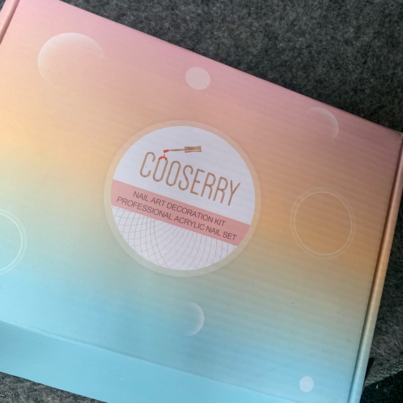 Nail Kit - Picture 2 of 2